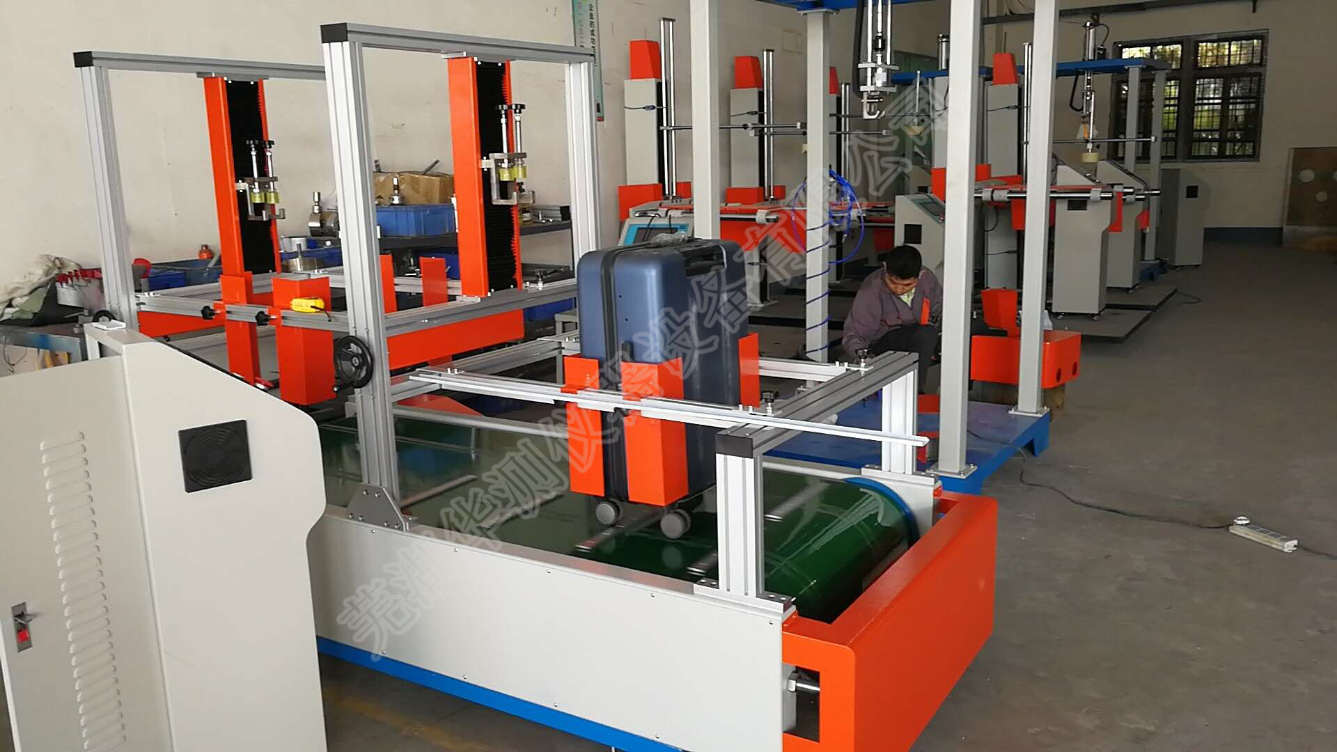 箱包跑步機(jī)倉(cāng)庫(kù)